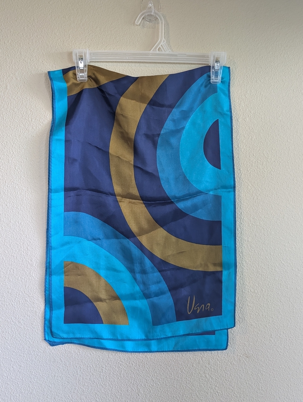 Vera Blue And Gold Scarf 15" X 44.5"